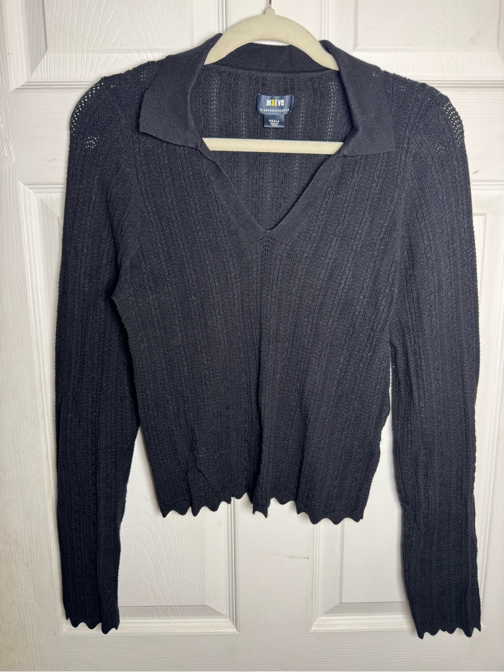 Maeve by Anthropologie Black Ribbed V-Neck Collared Sweater Scalloped Hem Preppy
